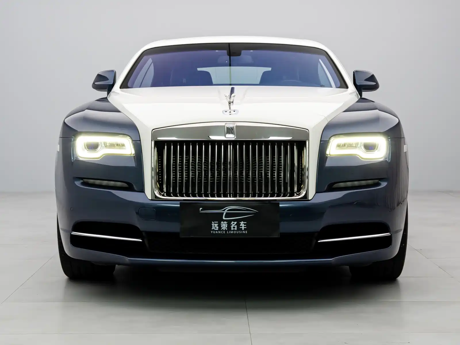 Фото 1 - Rolls-Royce Wraith