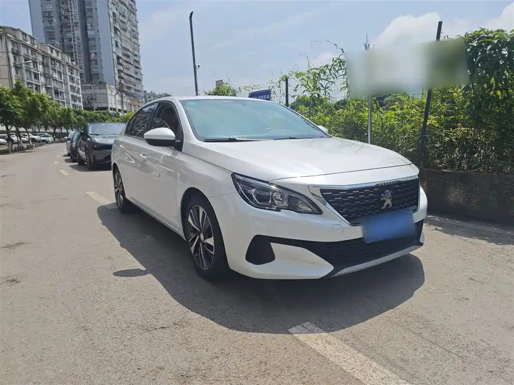 Peugeot 408 2019 360THP Auto Luxury Edition China VI фото 4