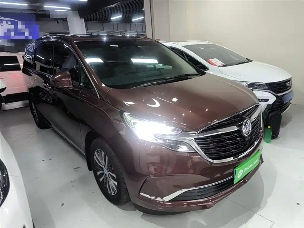 Photo 4 - Buick GL8