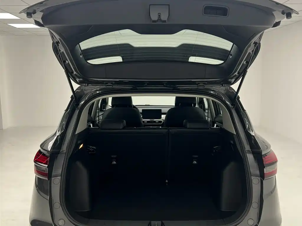 GEELY BINYUE