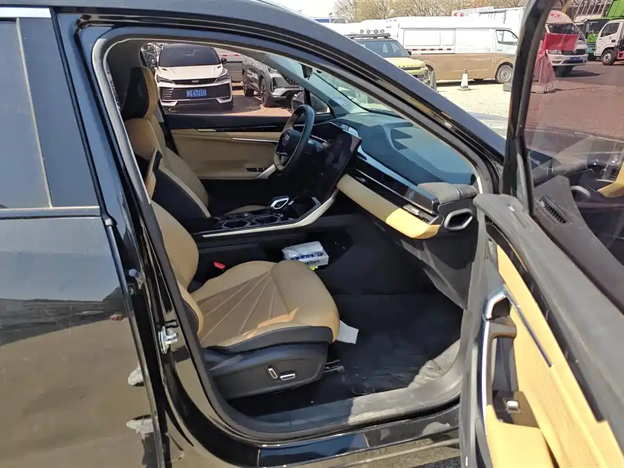 GEELY AUTOMOBILE BOYUE L