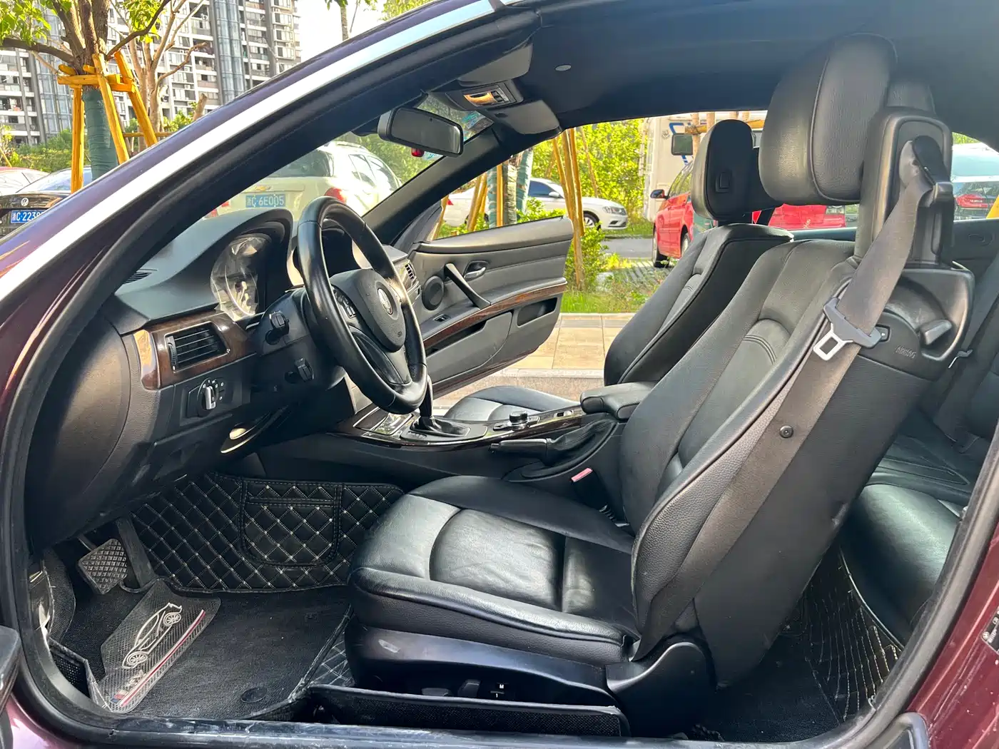 BMW 3 Series (Import) 2011 330i Convertible Coupe фото 24