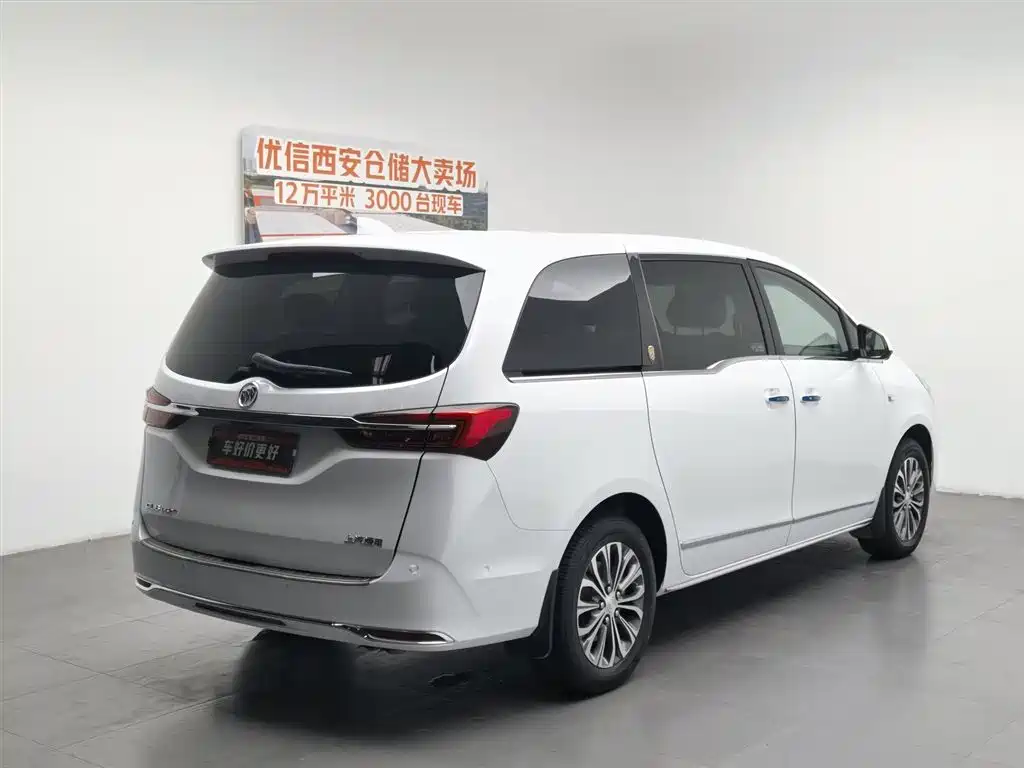 BUICK GL8