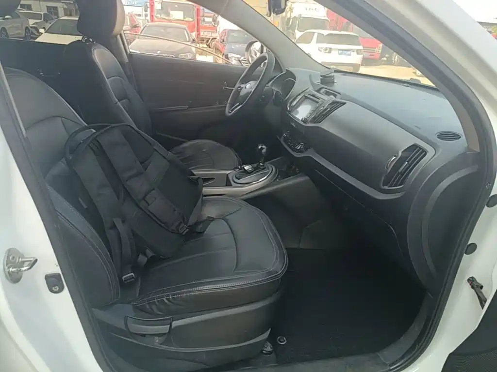 Photo 25 - Kia Sportage