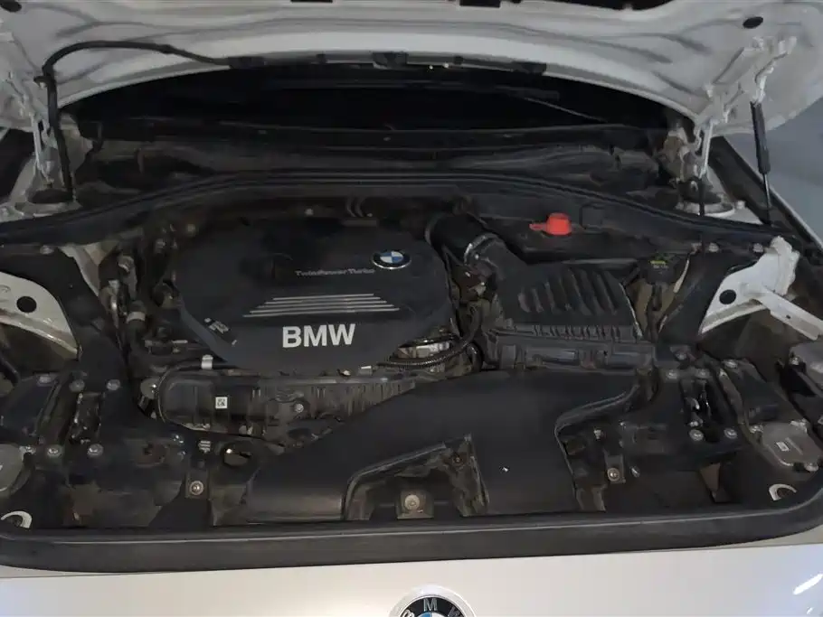 BMW 1 Series 2019 120i M Sport Package фото 10