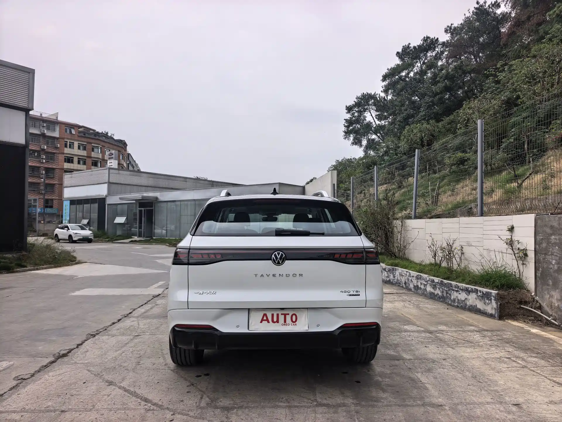 Photo 6 - Volkswagen Talagon