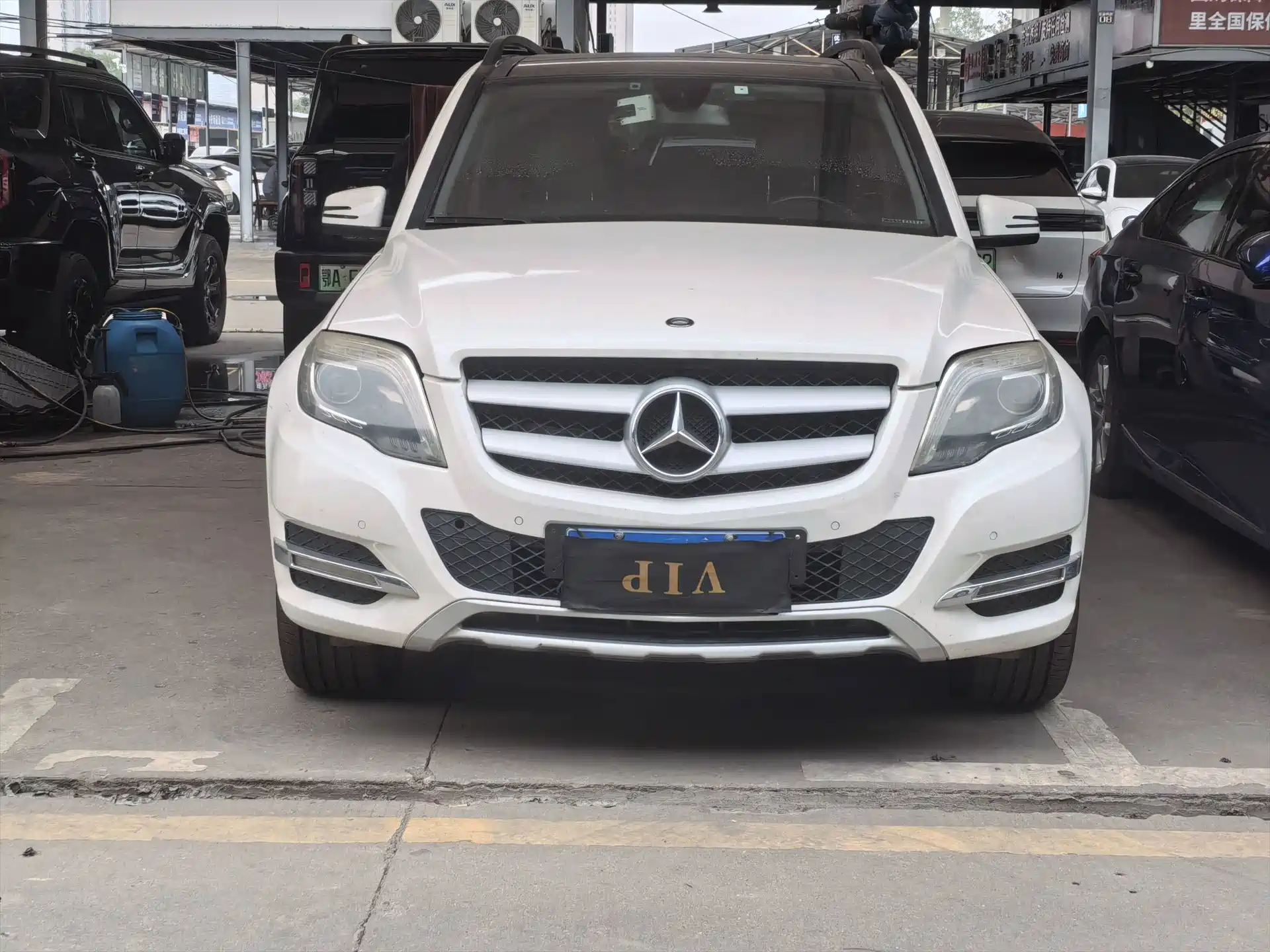 Photo 2 - Mercedes-Benz GLK-Class