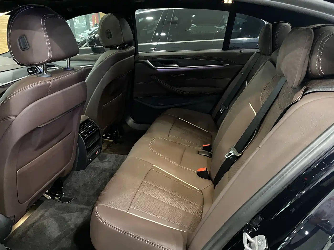 BMW 5 Series 2021 530Li Leading M Sport Package фото 8