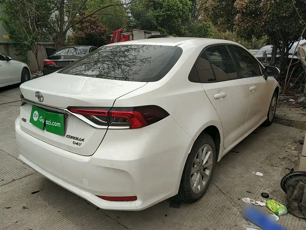 Toyota Corolla 2021 1.2T S-CVT Elite PLUS Edition фото 5
