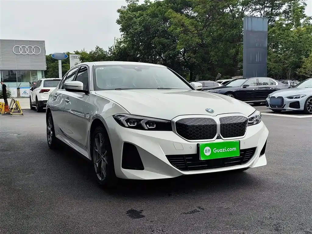 BMW i3 2025 eDrive 35 L фото 4