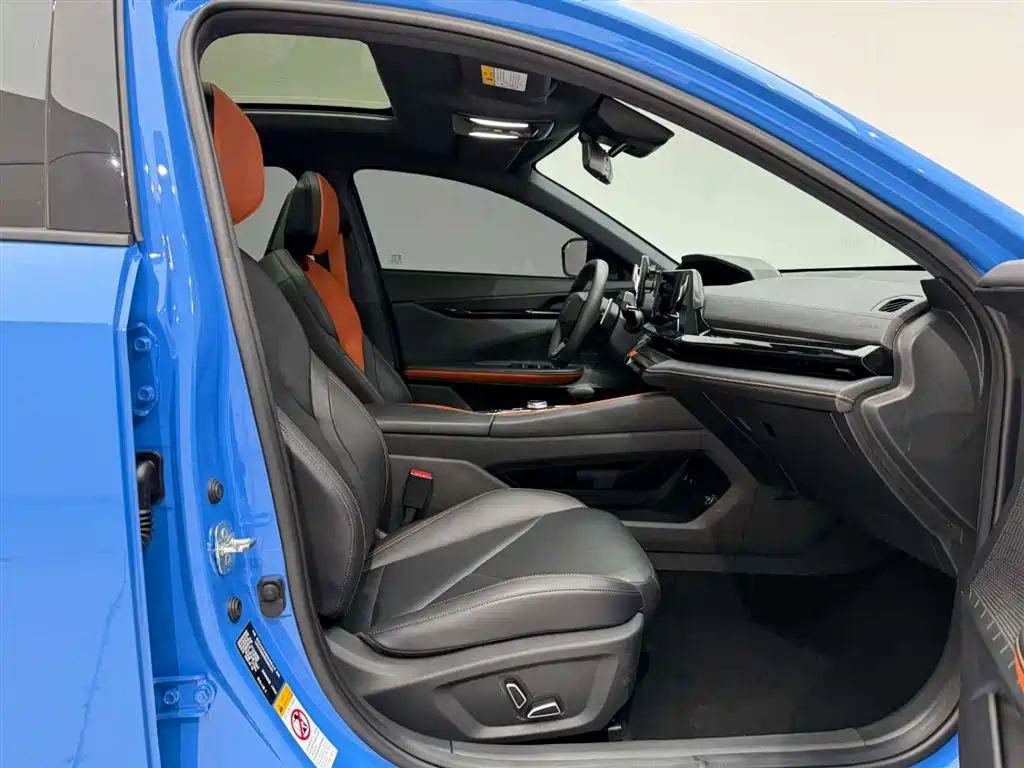 Changan UNI-V 2022 2022 1.5T Premium Model
