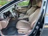Photo 8 - Mercedes-Benz E-Class