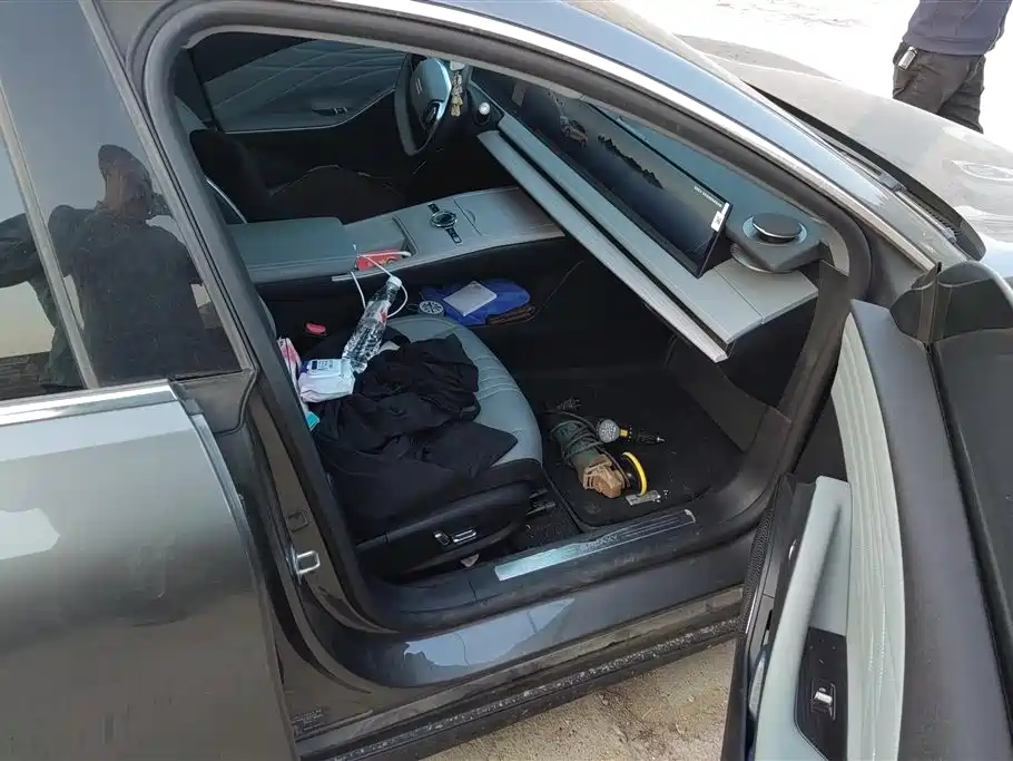 GEELY GALAXY GALAXY E8