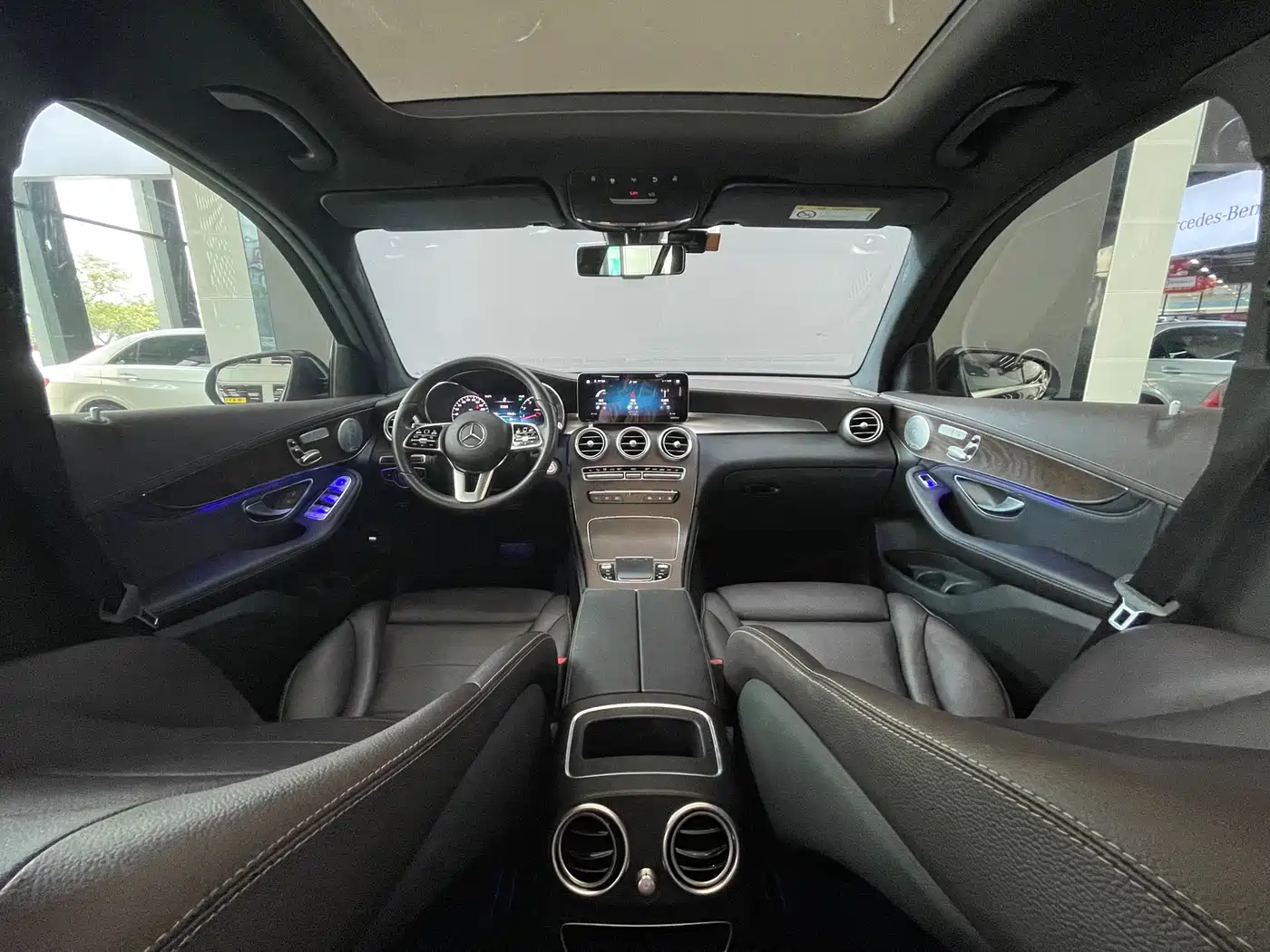 Mercedes-Benz GLC 2020 GLC 260 L 4MATIC Luxury фото 12