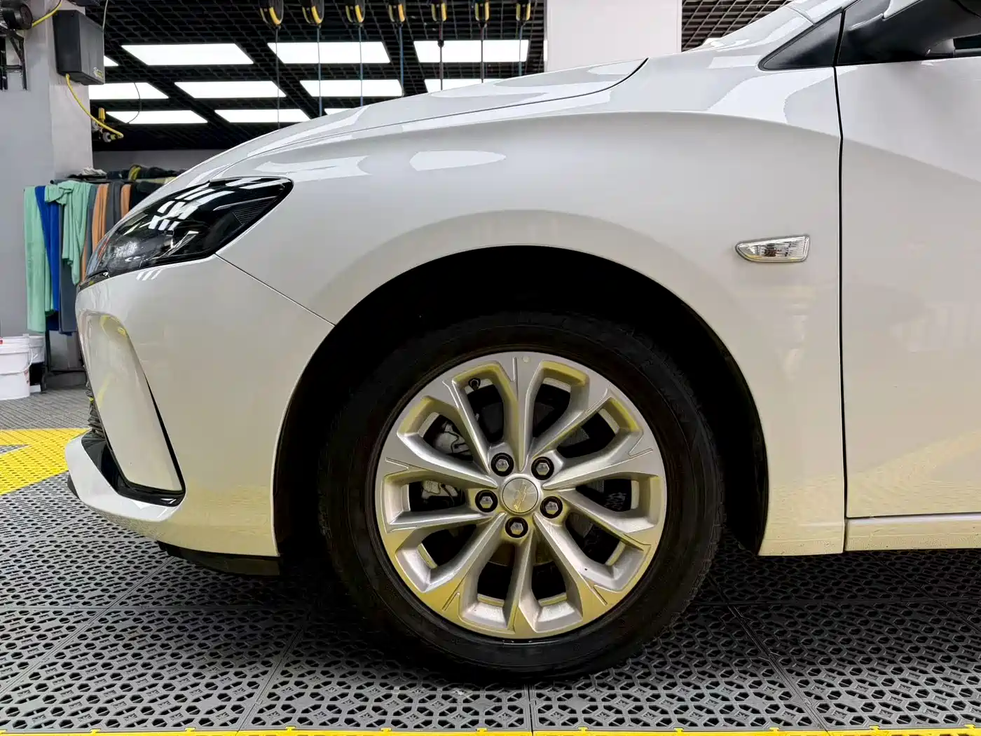 CHEVROLET CRUZE