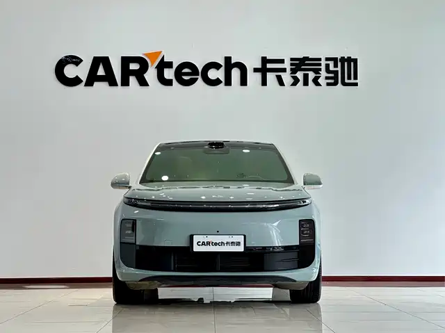 Li Auto L6 2025 Pro Smart Renewal Edition — фото 2