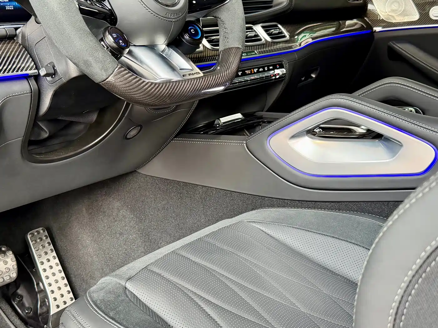 Mercedes-Benz GLS AMG 2026 2024 AMG GLS 63 4MATIC+