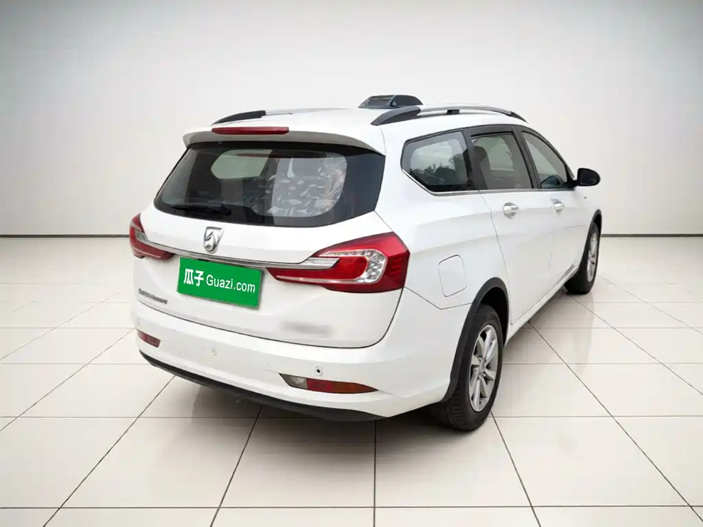 Baojun 310W 2017 2017 1.5L Manual Fashion China VI