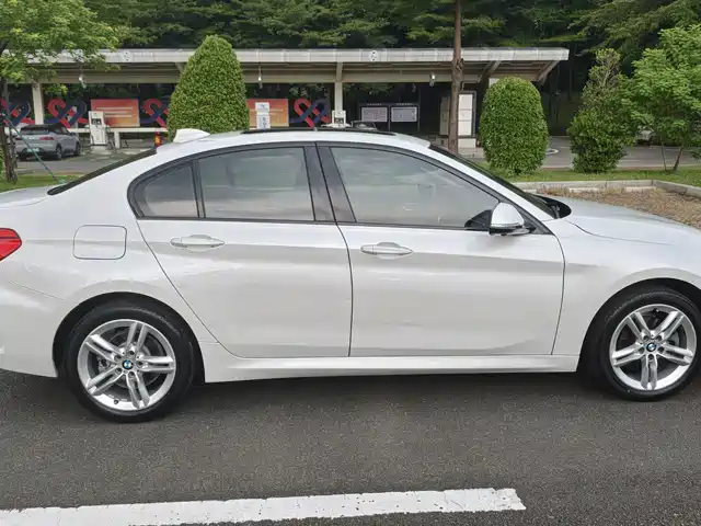 BMW 1 Series 2019 118i M Sport Package — фото 5