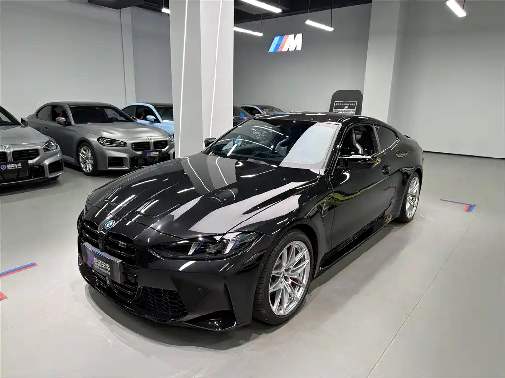 Фото 1 - BMW M4