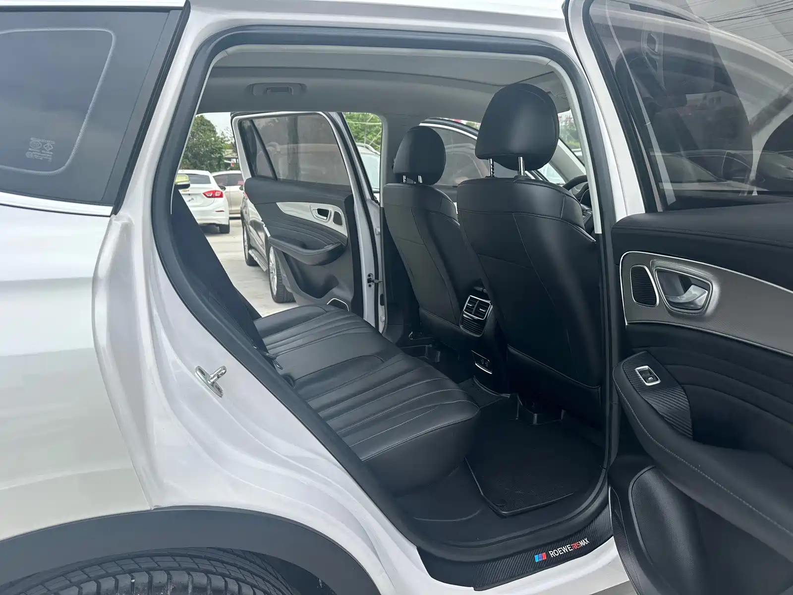 Фото 8 - Roewe RX5 MAX