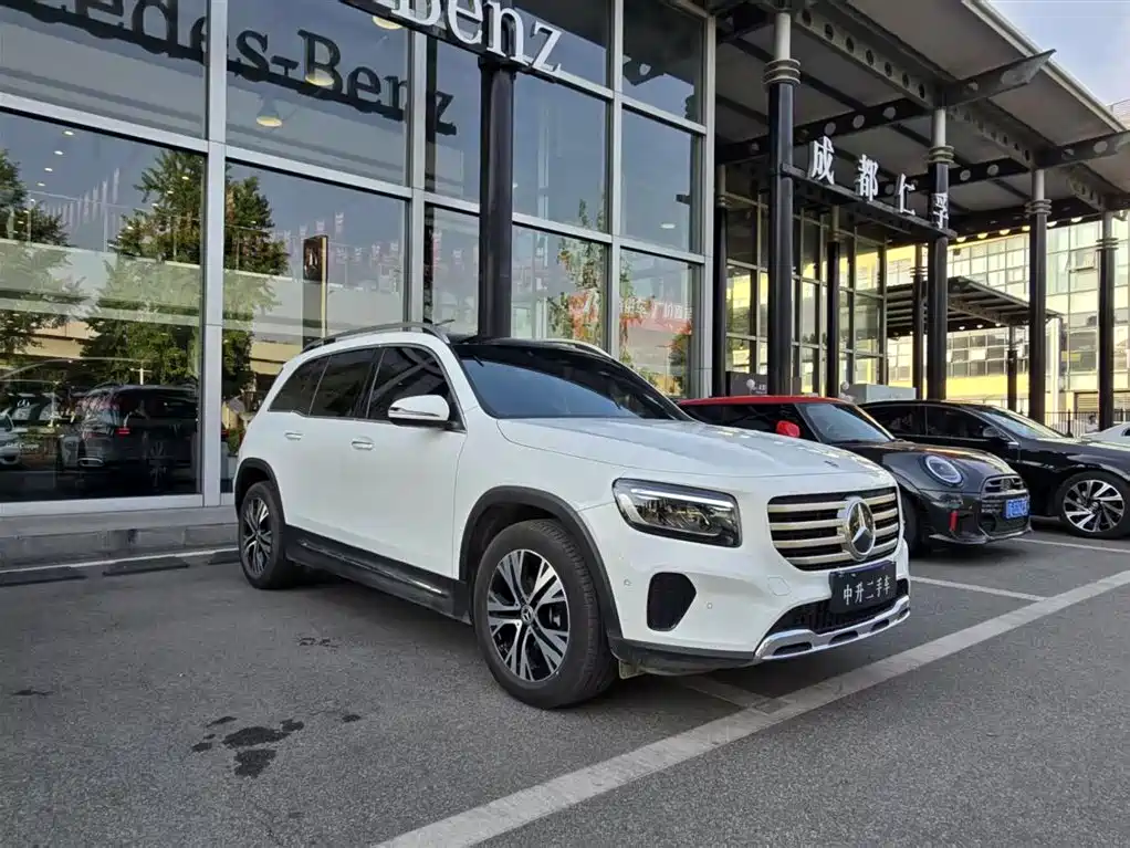 Mercedes-Benz GLB 2024 GLB 220 Dynamic фото 3