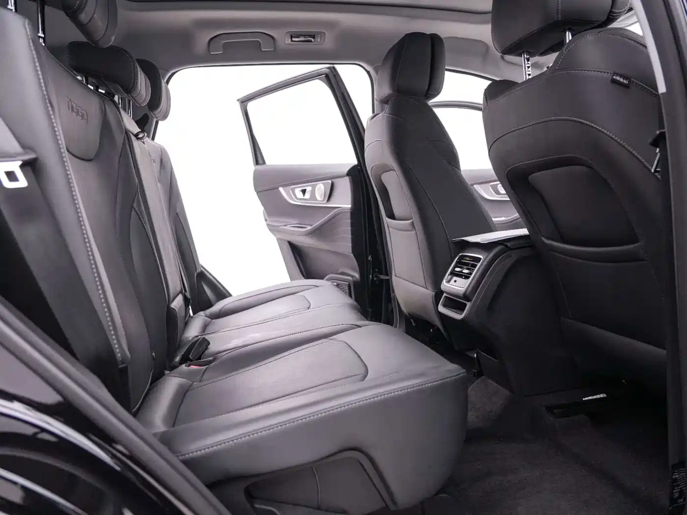 Chery Tiggo 8 PRO 2025 2025 290T 2WD Luxury Edition