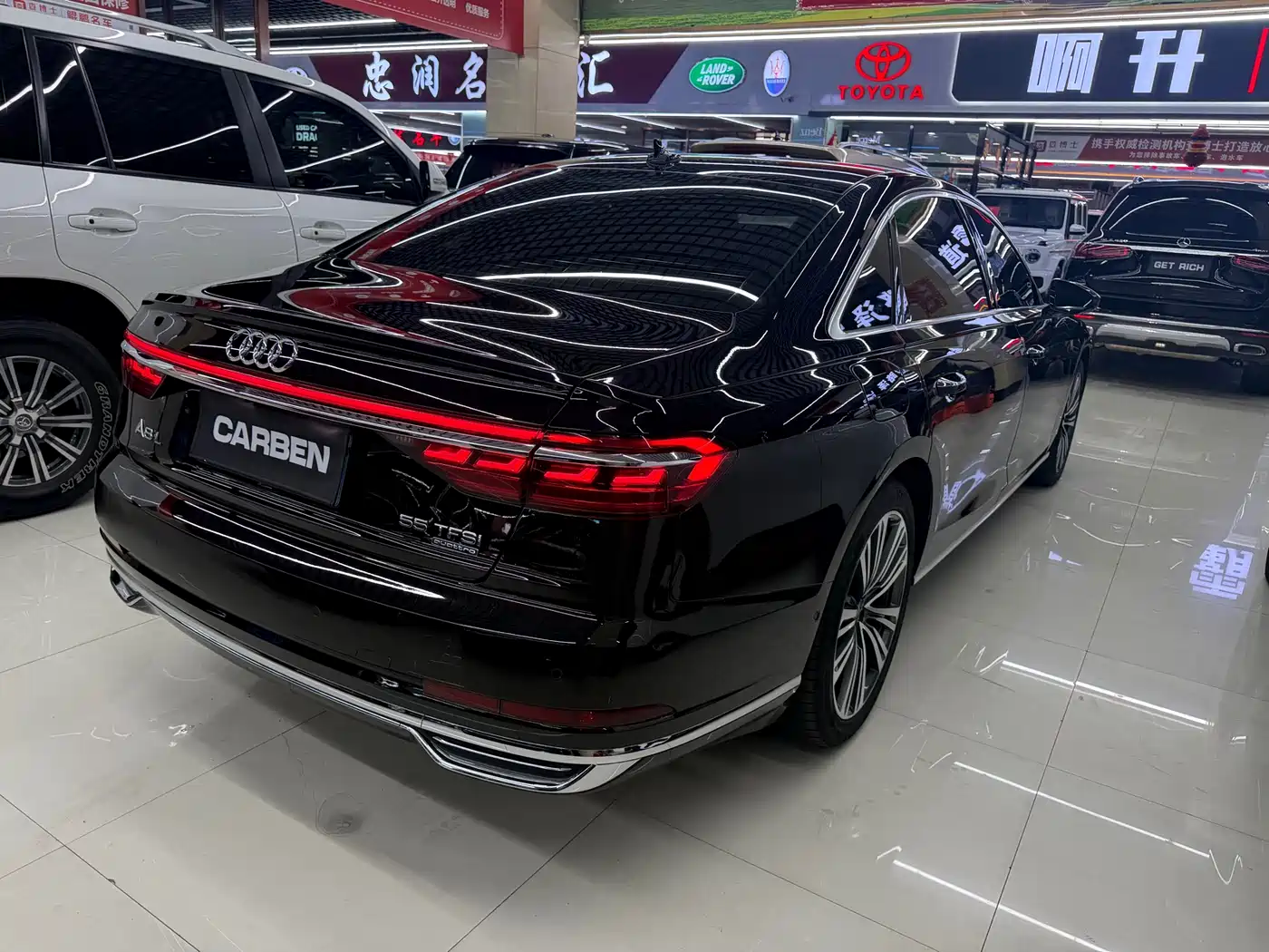 AUDI A8