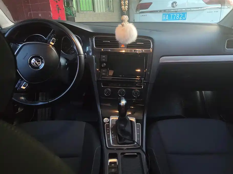 Volkswagen Golf 2019 200TSI DSG Comfort Progressive China VI фото 12