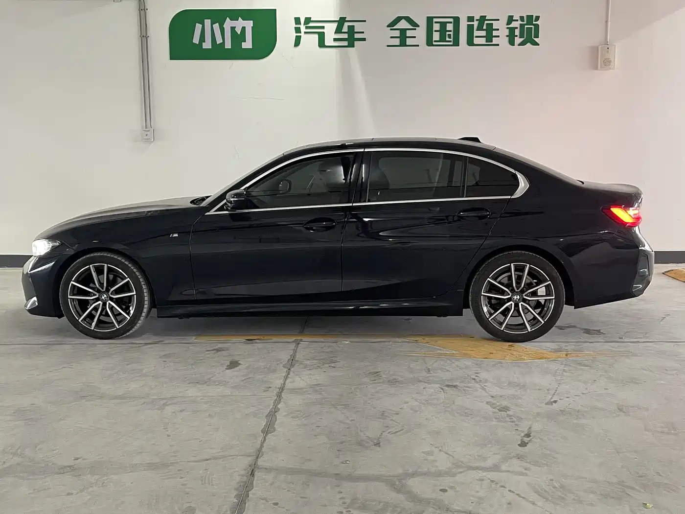 BMW 3 Series 2023 320Li M Sport Package фото 5
