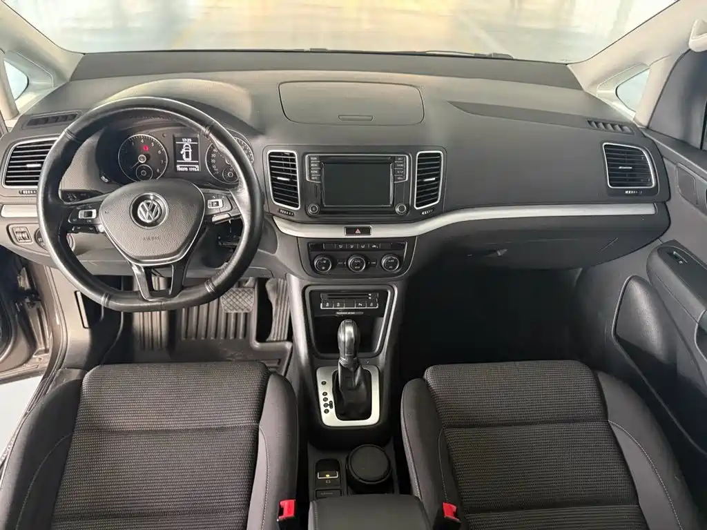 Фото 6 - Volkswagen Sharan