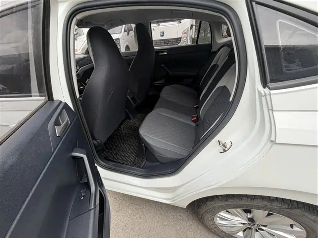 Volkswagen Lavida 2023 Xinrui 1.5L Auto Xinyi Edition фото 23