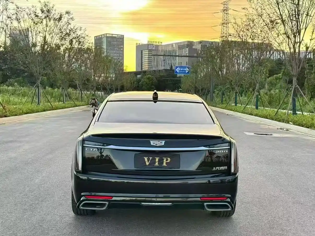 Фото 9 - Cadillac CT6