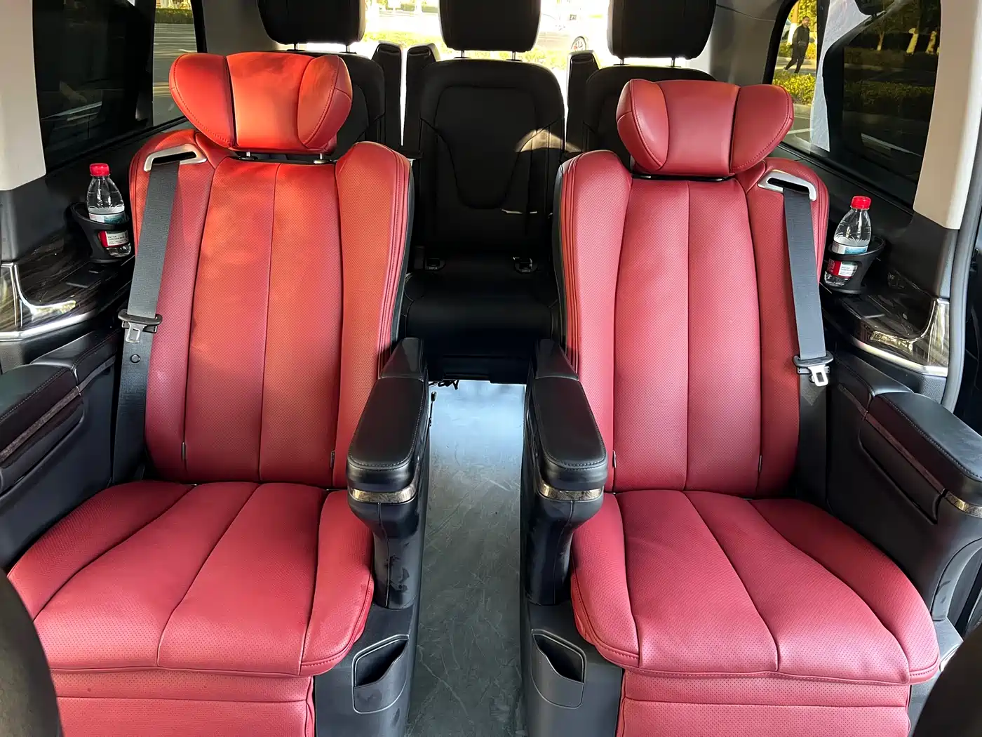 Mercedes-Benz V-Class 2018 V 260 Navigator Edition China VI фото 21