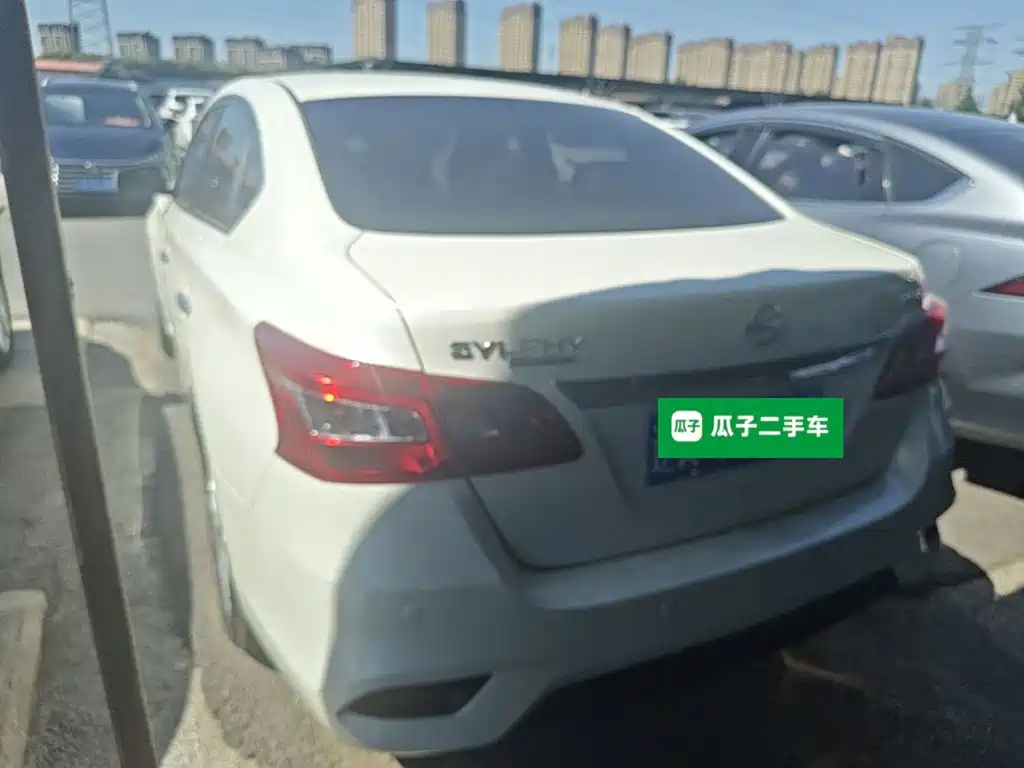Nissan SYLPHY, миниатюра 5