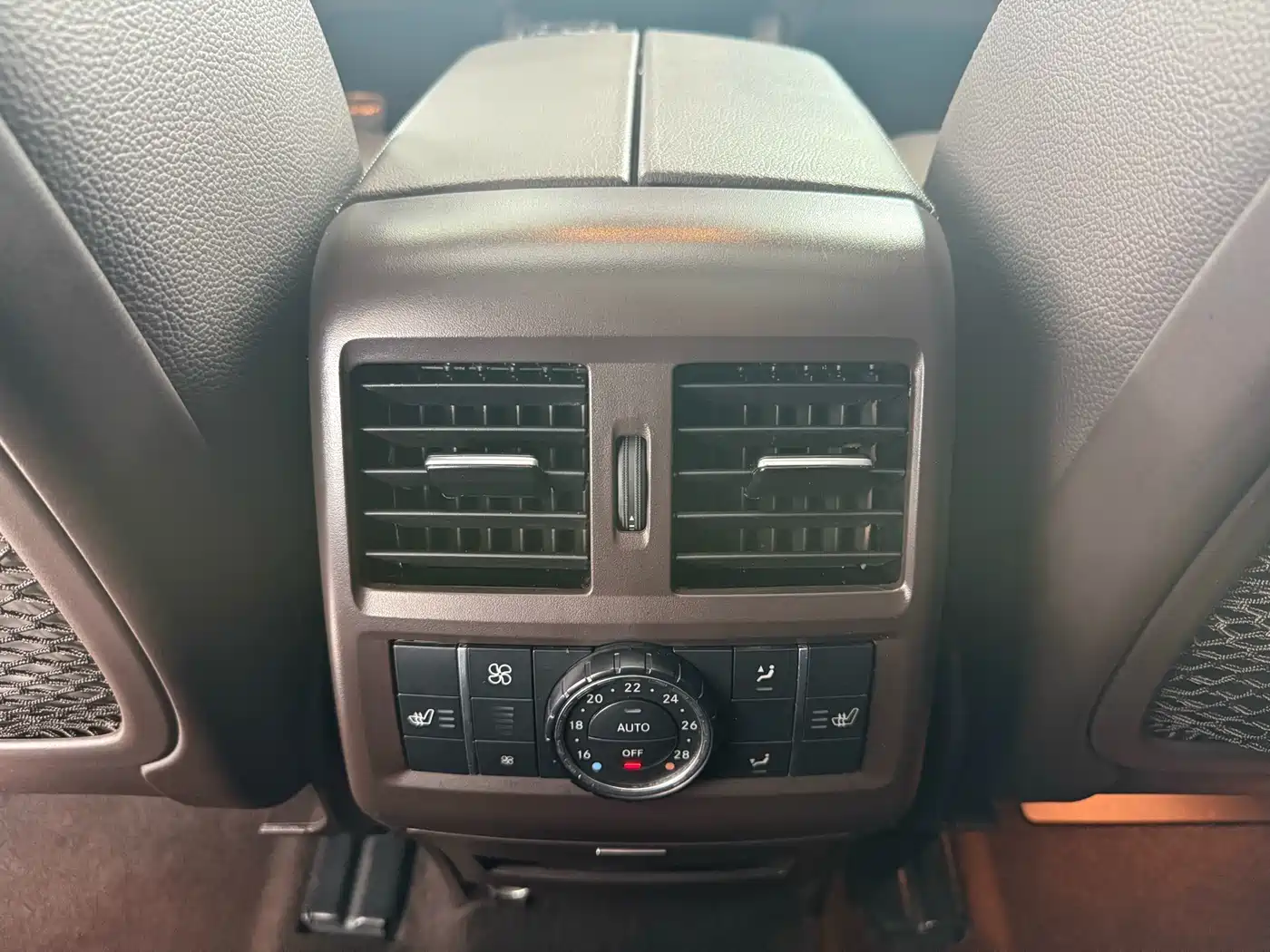 Mercedes-Benz GLS 2016 GLS 400 4MATIC Dynamic фото 12