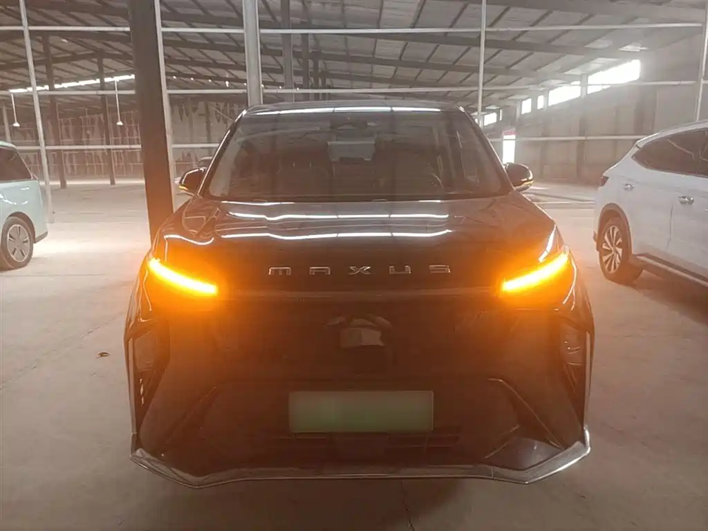 SAIC Maxus Dajia 9 2022 Model Long Range Oasis 7-Seater фото 3