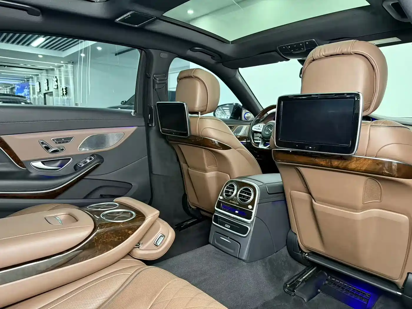 Mercedes-Benz Maybach S-Class 2016 S 400 4MATIC фото 14