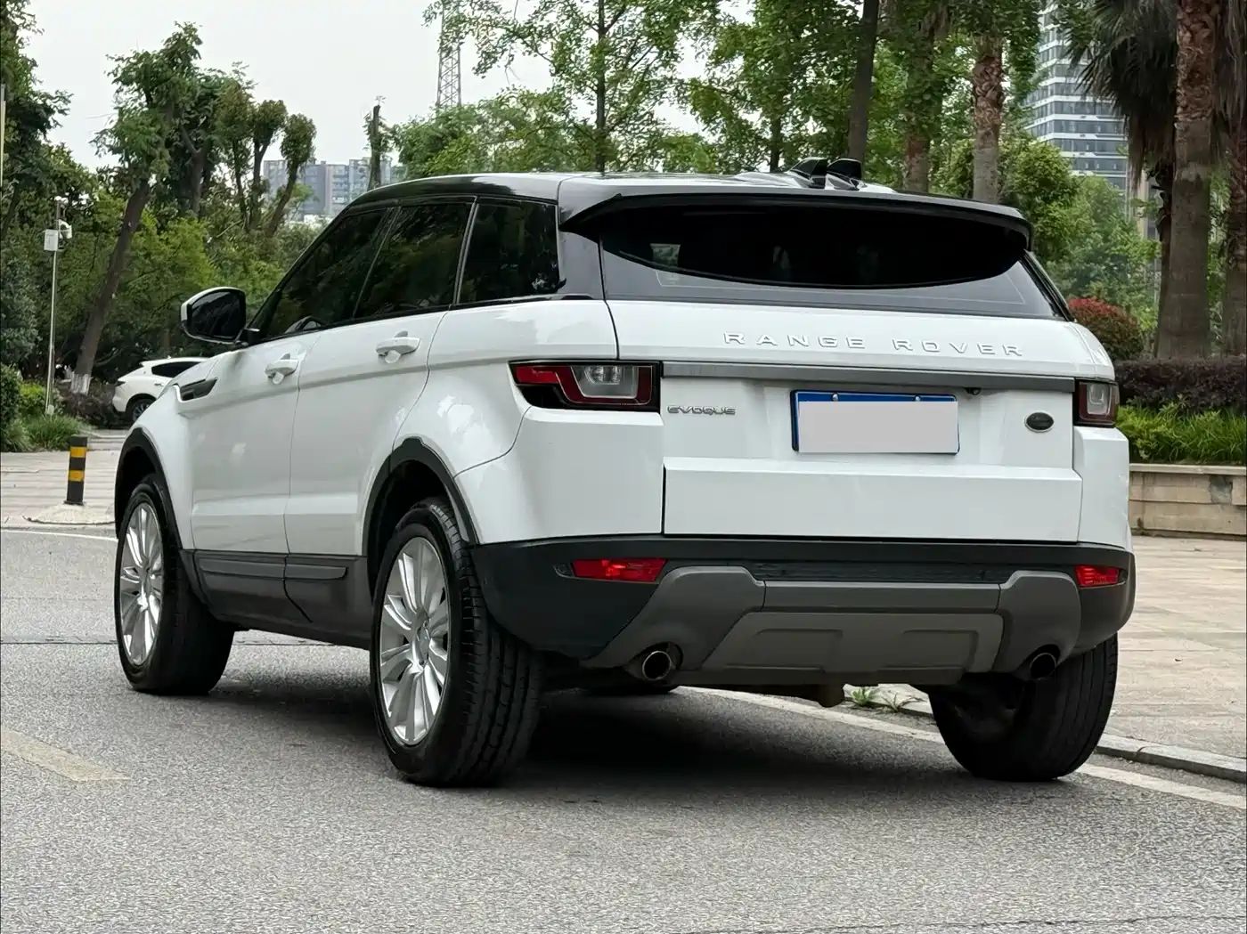 Land Rover Range Rover Evoque 2018 240PS SE Smart Edition фото 7