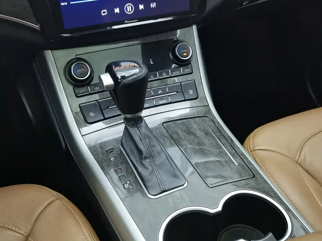 Haval H8 2015 2015 2.0T 4WD Luxury