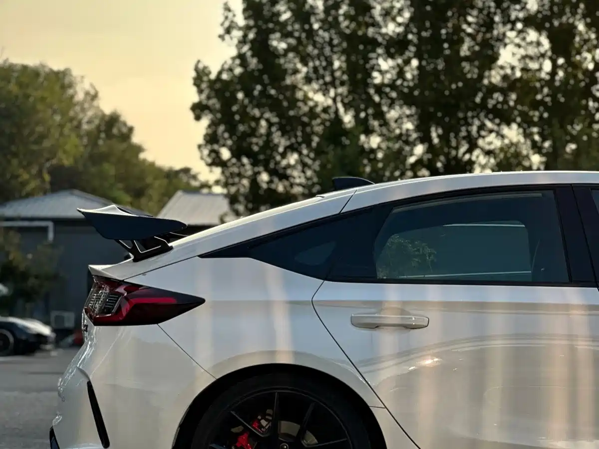 Honda Civic (Import) 2023 2023 2.0T 420TURBO TYPE R