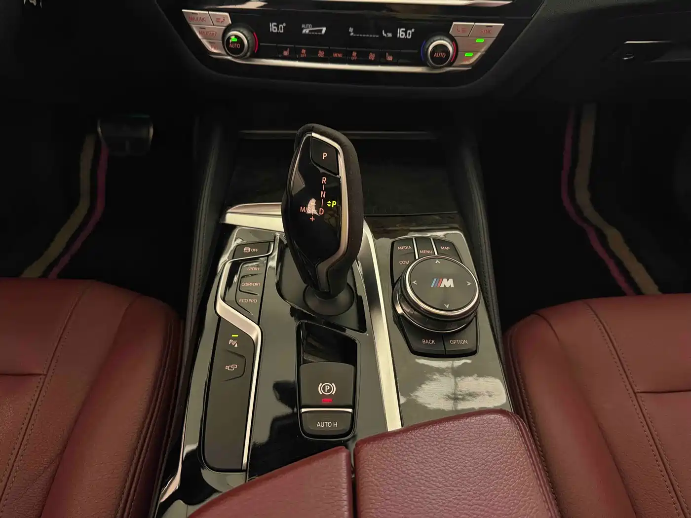 BMW 5 Series 2018 Facelift 530Li xDrive M Sport Package фото 26