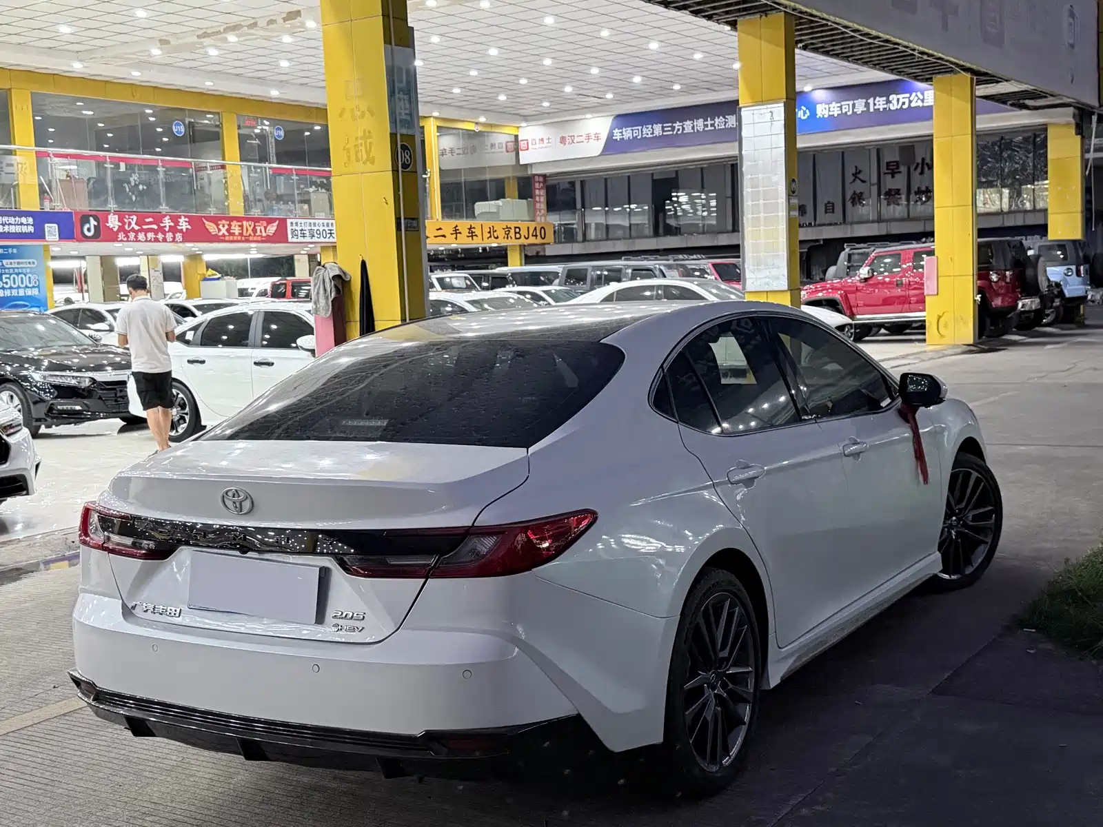 صورة 10 - Toyota Camry