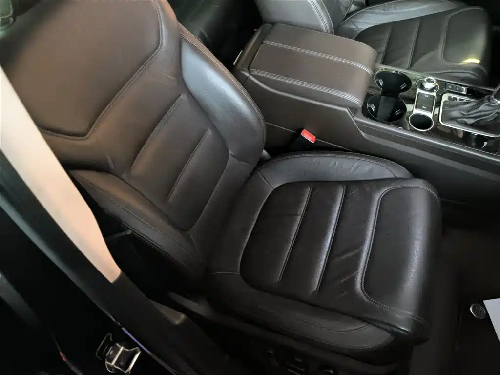 Фото 20 - Volkswagen Touareg