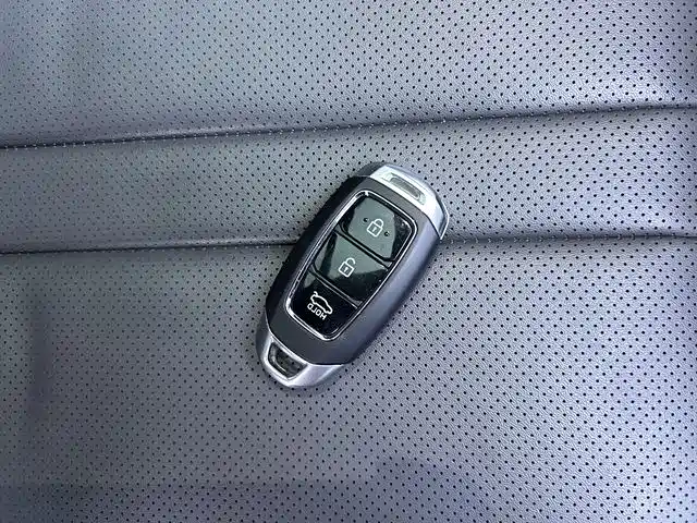 Hyundai Sonata 2020 380TGDi Automatic GLS Luxury Edition фото 18