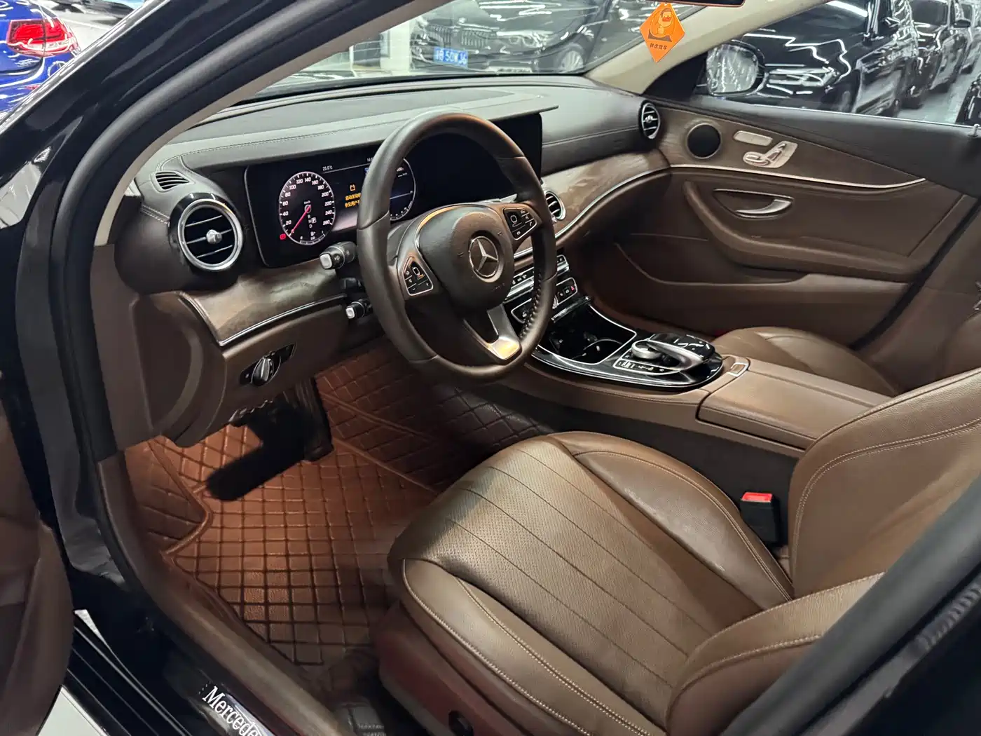 Mercedes-Benz E-Class 2016 E 300 L Sport Fashion Type фото 16