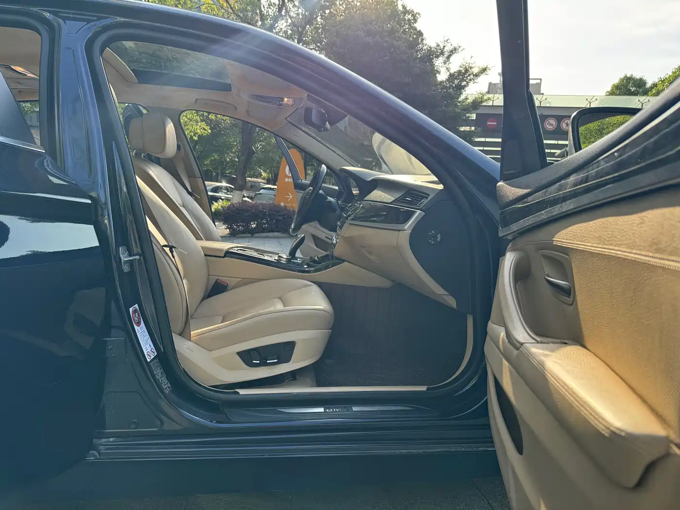 BMW 5 Series 2013 525Li Luxury фото 11