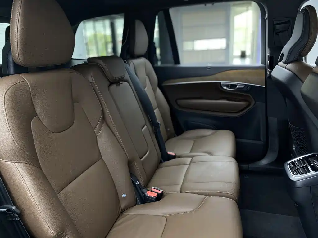 Volvo XC90 2025 2024 B6 Elegance Luxury 7-Seater