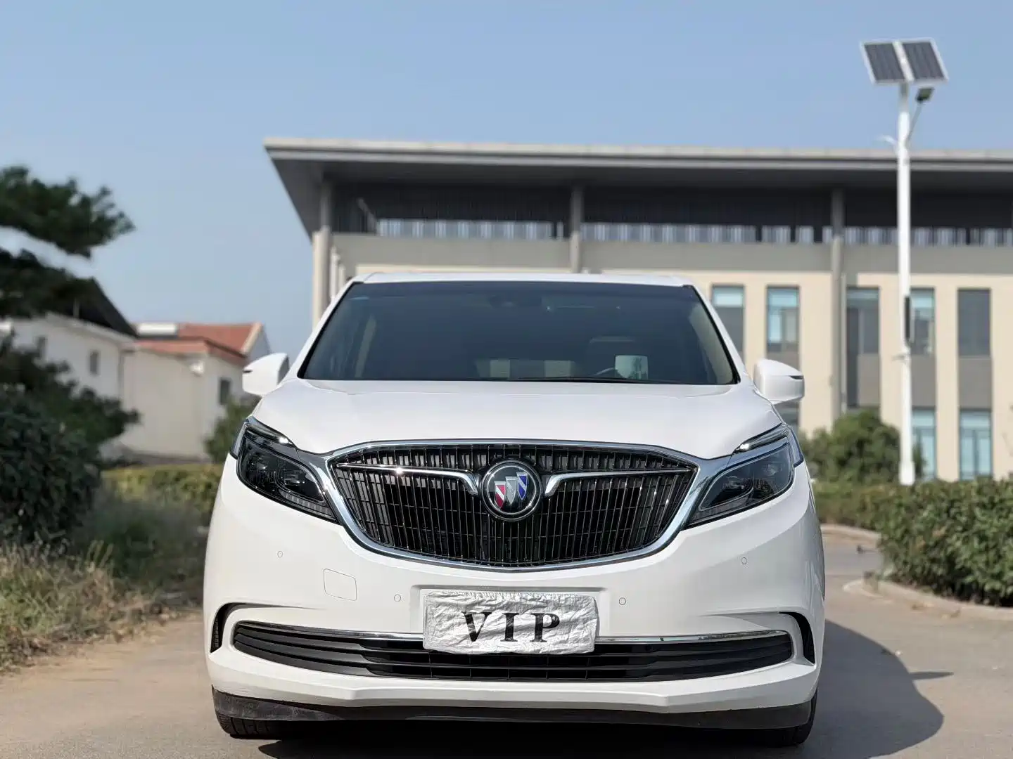 Фото 2 - Buick GL8