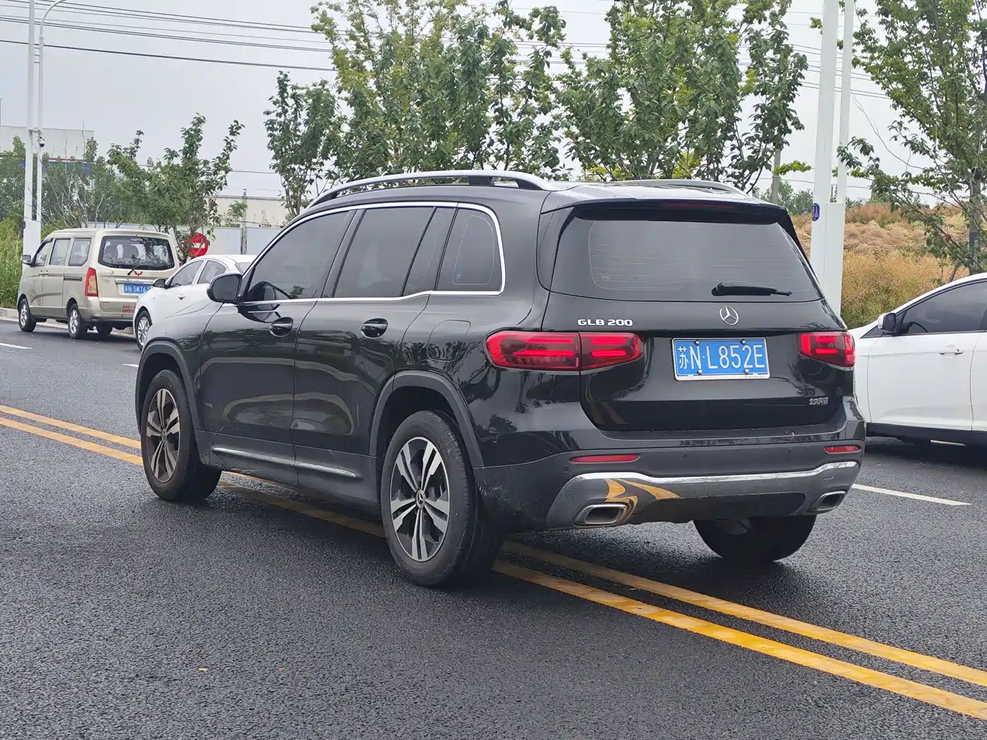 Mercedes-Benz GLB 2025 Model GLB 200 Dynamic Edition фото 6